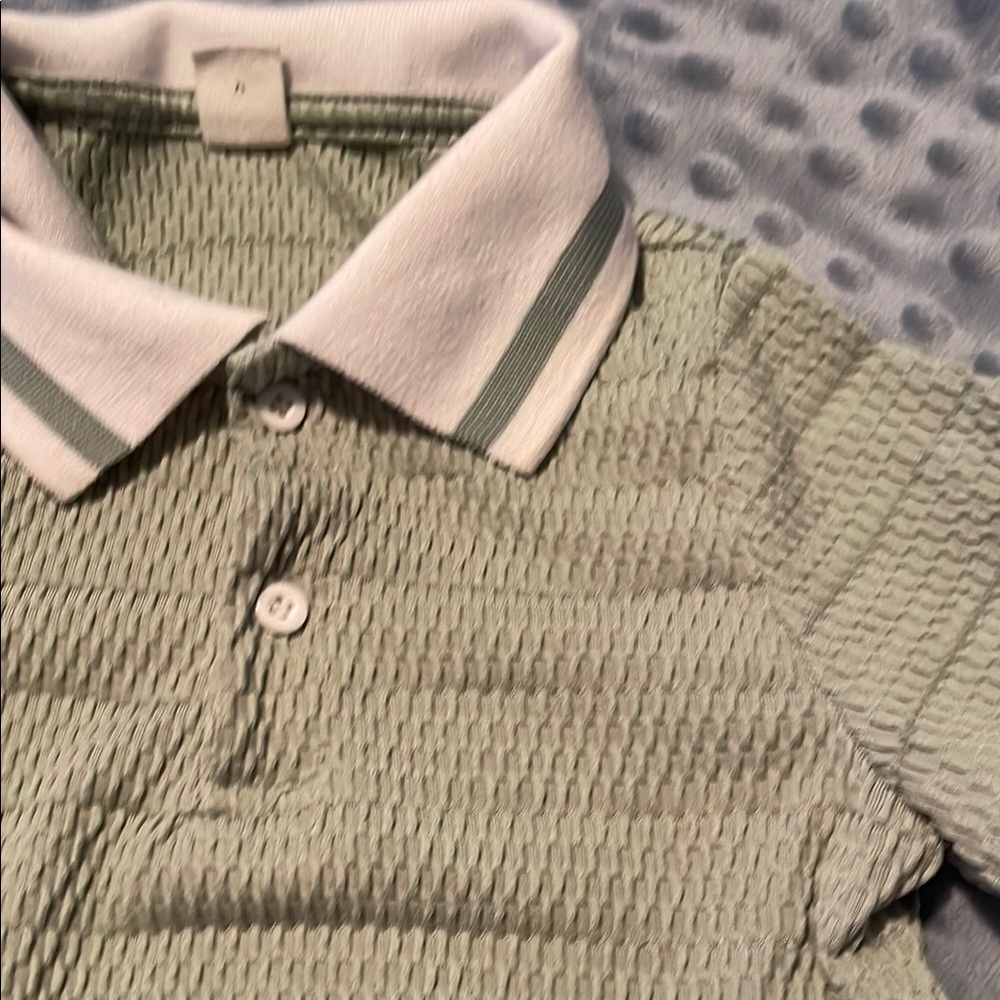 Green Textured Polo Shirt with White Collar